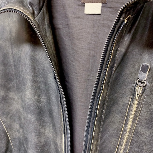 Meet your Posher, Mark - Picture 3 of 8